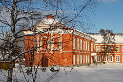 Бывшая домовая церковь Сергия Радонежского, ныне актовый зал педколледжа